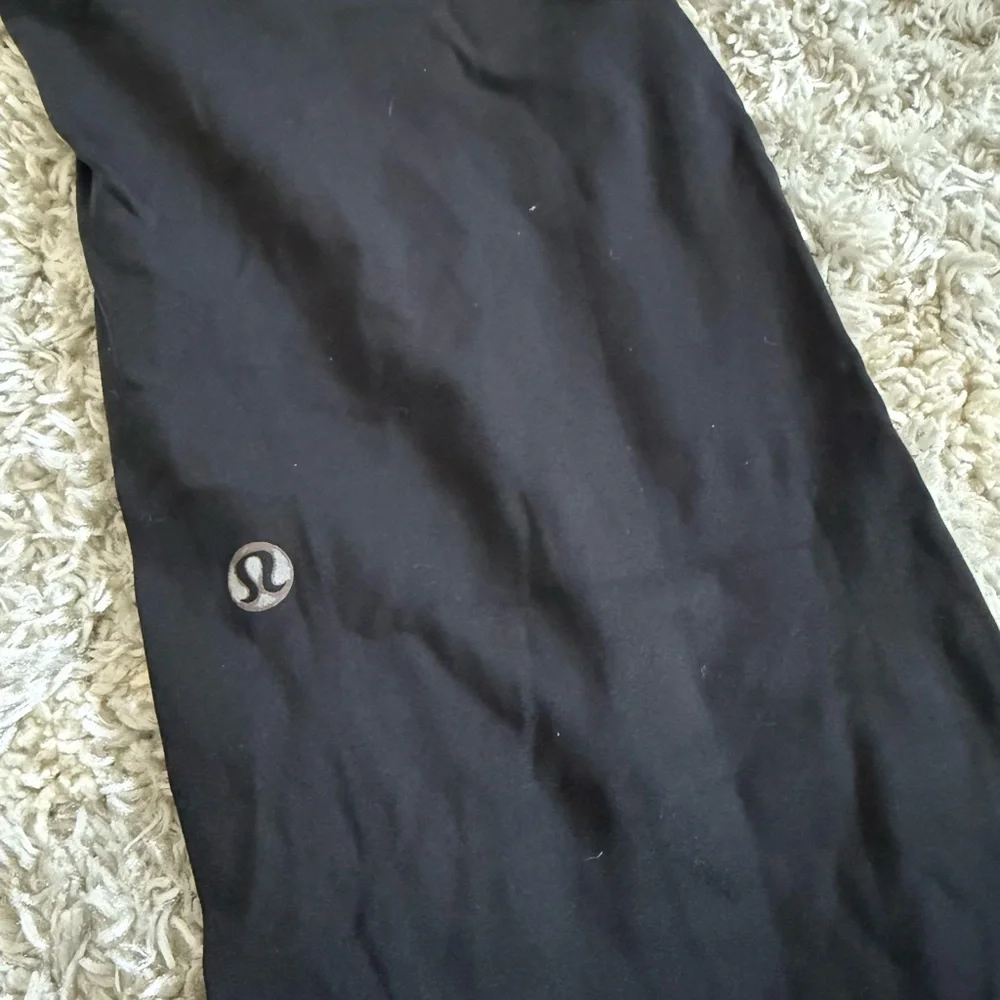 Lululemon Fast and Free Crop - Picture 9 of 11